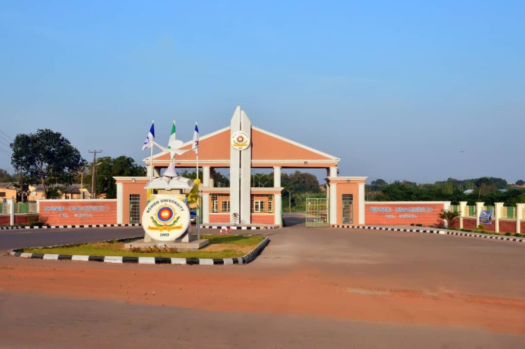 Bowen University School Fees and Courses