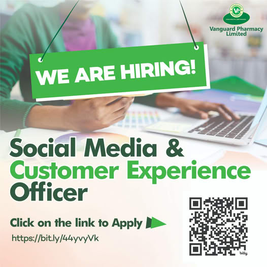 social media and customer experience officer needed