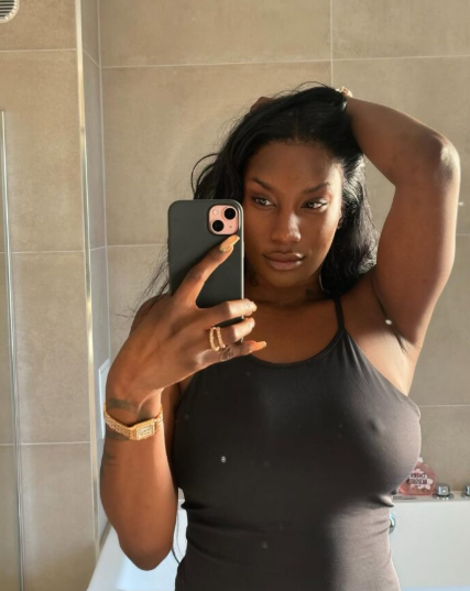 Aya Nakamura Biography, Age, Height, Daughter, Husband, Nationality, Net Worth