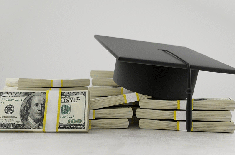 Online MBA Scholarships