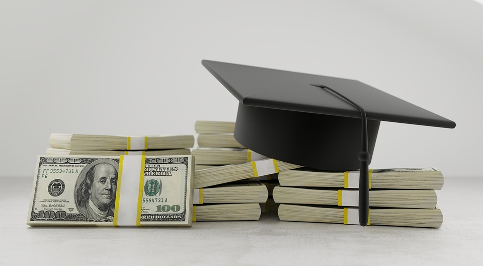 Online MBA Scholarships
